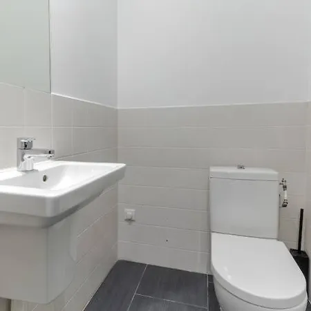 Mogador/haussmann : Charming 4p/1br